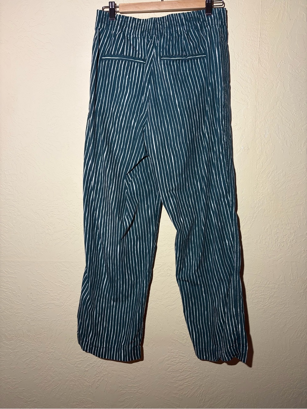 Uniqlo Marimekko Navy Blue and White Pinstripe Pants Size 28 - Picture 3 of 8